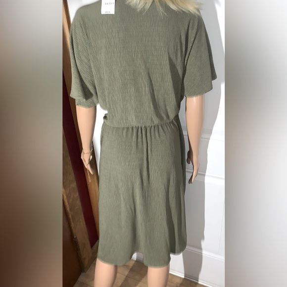 Alfani Short Sleeve Collared MIDI Dress Olive Green XL NWT - Picture 11 of 11